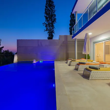 Rana - Stunning Views And Luxury Furnishings Islamlar (Mediterranean)