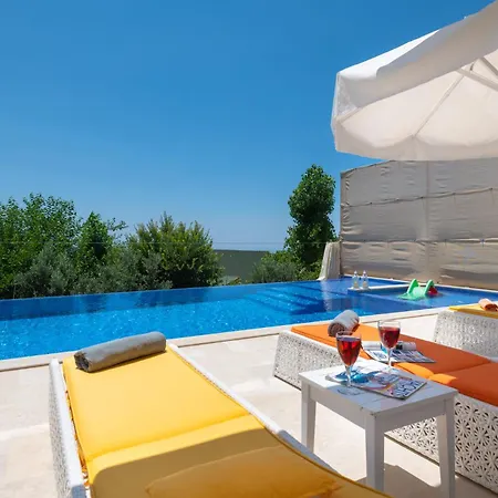 Rana - Stunning Views And Luxury Furnishings Islamlar (Mediterranean)